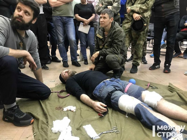 «Мы увидели, что парни приходят к нам без особых знаний и с потерянным взглядом». В Нижнем Тагиле директор милитари-магазина организовал бесплатные курсы по тактической медицине для мобилизованных «Мы увидели, что парни приходят к нам без особых знаний и с потерянным взглядом». В Нижнем Тагиле директор милитари-магазина организовал бесплатные курсы по тактической медицине для мобилизованных