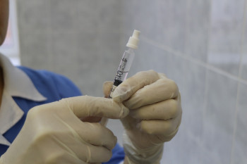 Жители Нижнего Тагила смогут пройти назальную вакцинацию от COVID-19 в больницах города