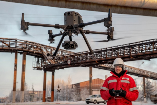 ЕВРАЗ приобрёл для предприятия 5 промышленных дронов за 14,4 млн рублей 