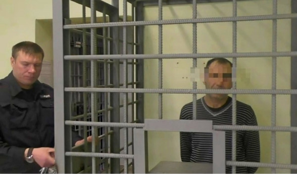 Полицейские Нижнего Тагила задержали мошенника из Новосибирска, который обманул пенсионеров на 400 тысяч рублей