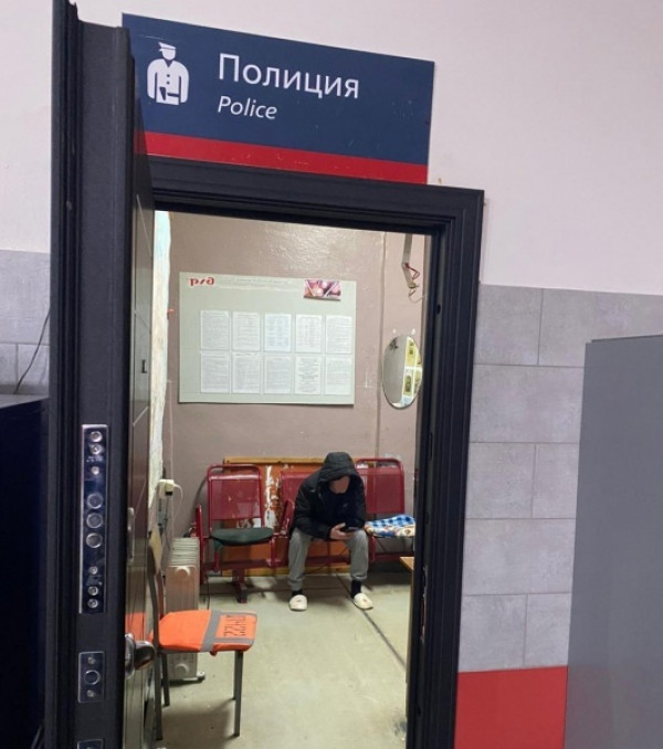 Транспортные полицейские Нижнего Тагила поймали мужчину, укравшего у соседа по купе 50 тысяч рублей