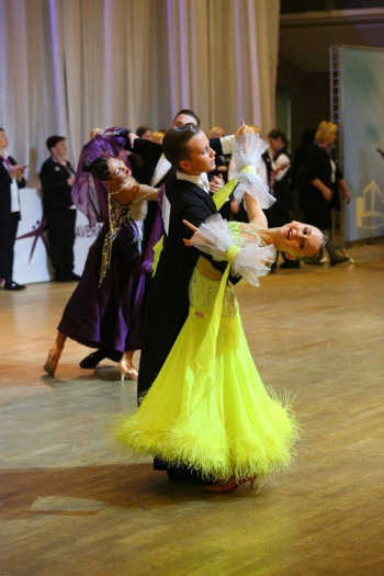 Танцевально-спортивный клуб «Евразия» из Нижнего Тагила завершил сезон победами на турнирах в Екатеринбурге