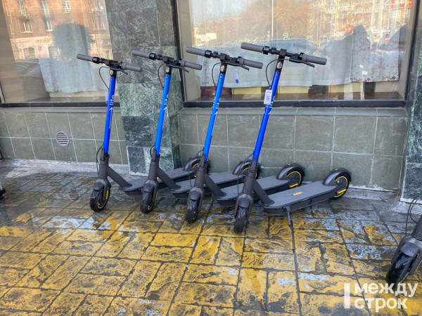 В Нижнем Тагиле госавтоинспекторы начали ловить самокатчиков, не соблюдающих ПДД