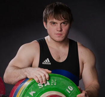 Тяжелоатлет из Нижнего Тагила Егор Климонов стал рекордсменом России