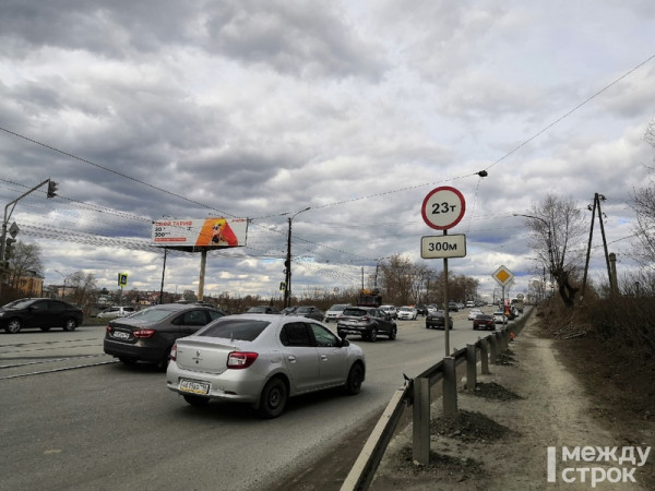 Компанию «Уралстроймонтаж», которая строит мост на Тагилстрой, оштрафовали на 200 тысяч рублей за многочисленные нарушения