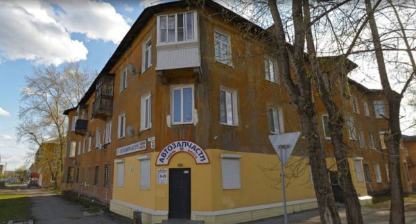 В Нижнем Тагиле жильцы дома на улице Балакинской в течение нескольких лет пытаются добиться капитального ремонта (ВИДЕО)