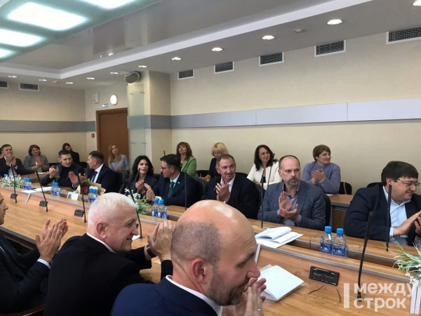 Деятельность городской думы Нижнего Тагила в 2024 году за 2,9 млн рублей вновь будет освещать «Экорадио» Деятельность городской думы Нижнего Тагила в 2024 году за 2,9 млн рублей вновь будет освещать «Экорадио»