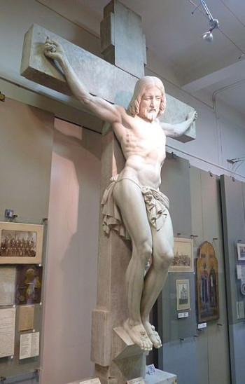 А вы знали? В Нижнем Тагиле находится единственная в России скульптура работы знаменитого автора Триумфальной арки в Париже Джеймса Прадье «Распятие Иисуса Христа» 