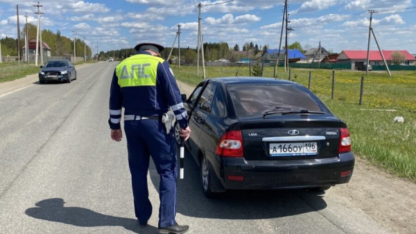 В селе под Нижним Тагилом легковушка сбила велосипедиста-подростка