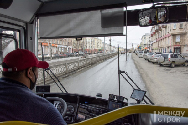 ГИБДД Нижнего Тагила выявила многочисленные нарушения ПДД среди водителей общественного транспорта 