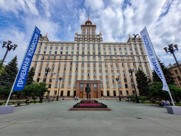 Инженером быть модно: в ЮУрГУ продолжается набор на востребованные специальности 