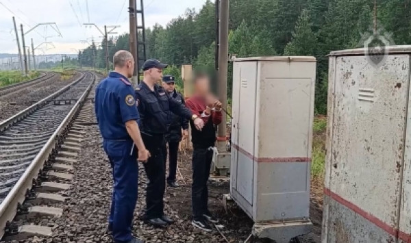 В Свердловской области банда подростков пыталась устроить теракты на железной дороге по заданию спецслужб Украины