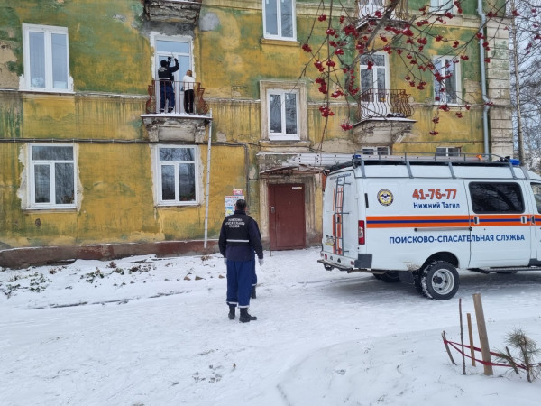 В Нижнем Тагиле малыш запер маму на балконе 