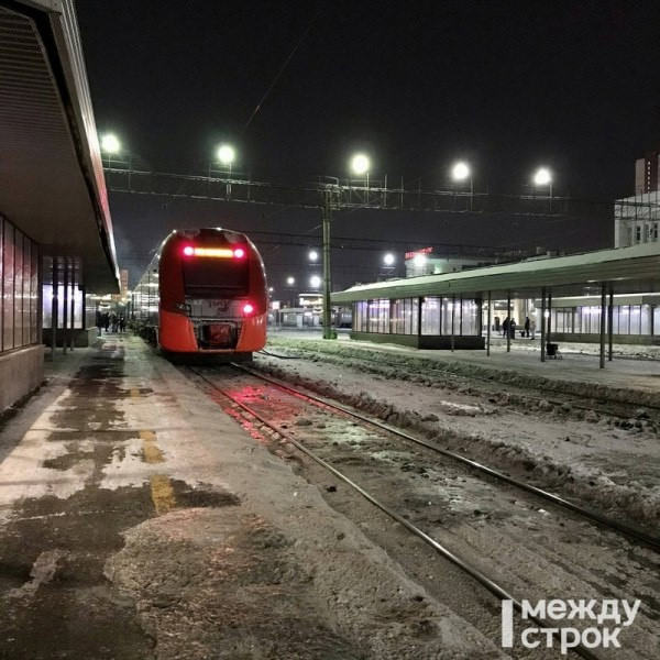 Под Нижним Тагилом поезд насмерть сбил 29-летнего мужчину