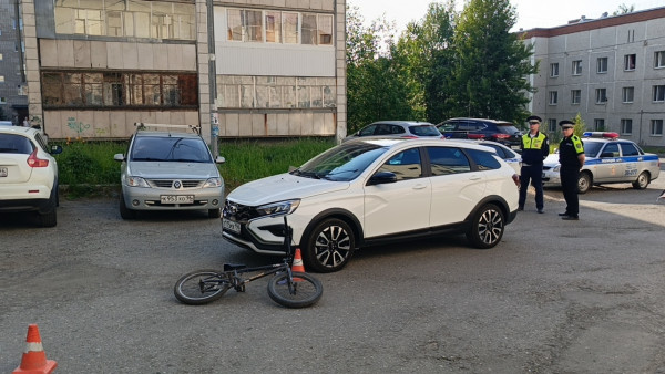 Девятилетний велосипедист пострадал при столкновении с автомобилем в Нижнем Тагиле