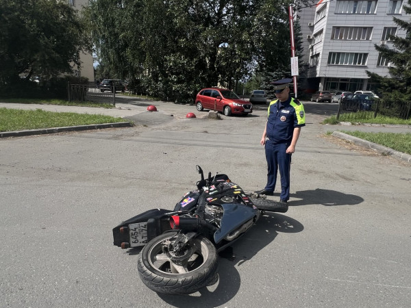 В Нижнем Тагиле в ДТП погиб мотоциклист