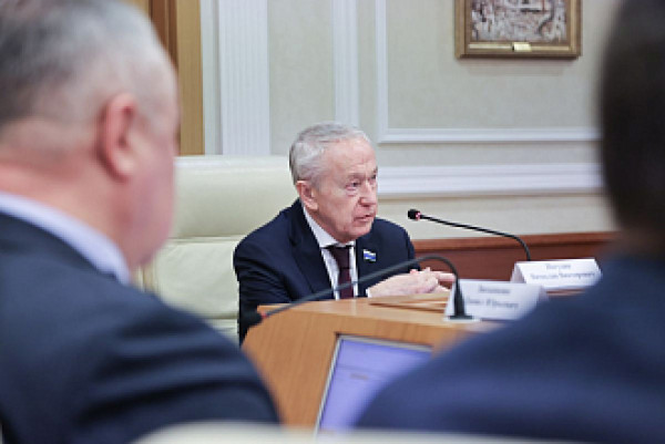 «Надо прежде всего обеспечить инвалидам возможность выхода во внешнюю среду, и это одна из самых сложных задач». Координатор проекта «Единая страна — доступная среда» Вячеслав Погудин рассказал АН «Между строк» о создании в регионе условий для маломобильных граждан