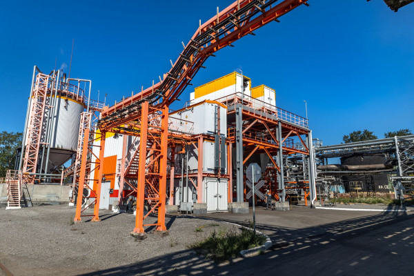 На ЕВРАЗ НТМК вывели из эксплуатации устаревшие пекококсовые батареи, снижение выбросов составит 140,7 тонны в год