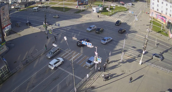 В Нижнем Тагиле изменится схема движения на аварийном перекрёстке улиц Победы и Пархоменко