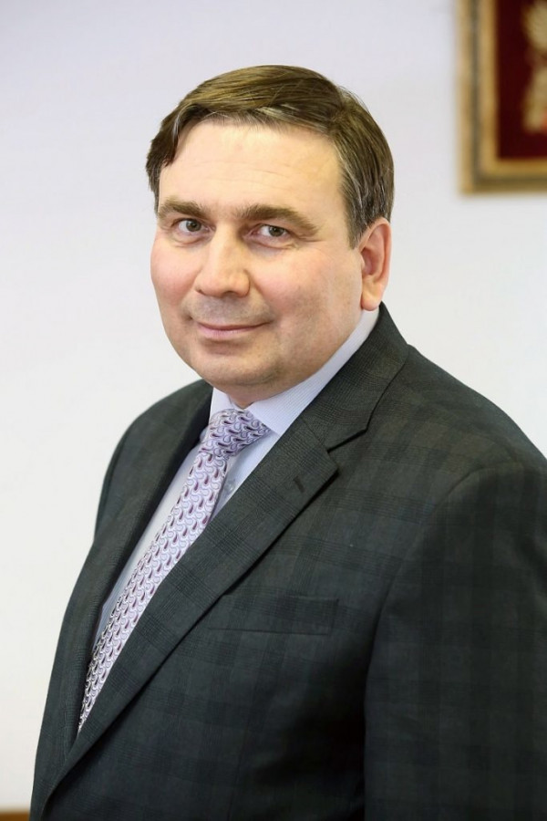 Уголовное дело о коррупции экс-министра ЖКХ Свердловской области Николая Смирнова и его заместителей передано в суд 