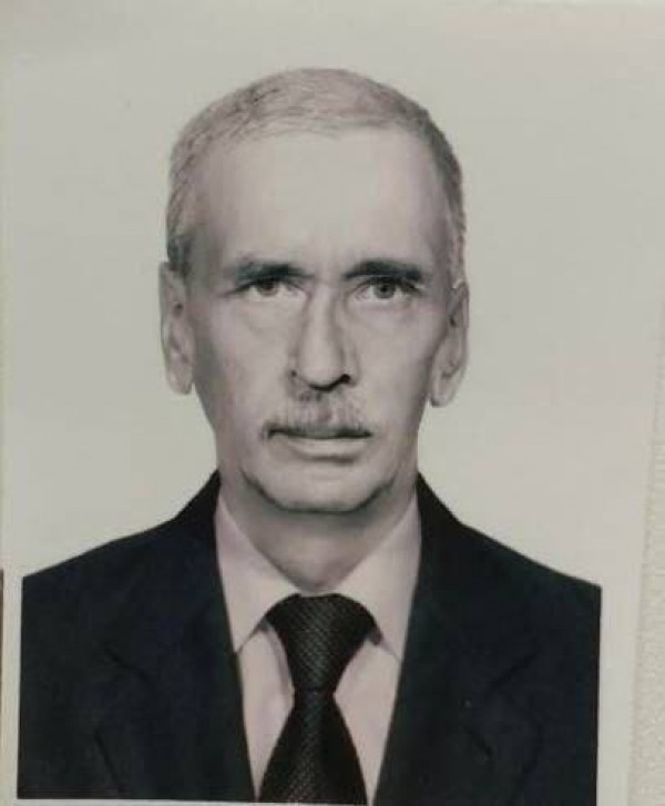 Сотрудники полиции совместно с волонтёрами ведут масштабные поиски по установлению местонахождения мужчины, пропавшего в тайге под Первоуральском Сотрудники полиции совместно с волонтёрами ведут масштабные поиски по установлению местонахождения мужчины, пропавшего в тайге под Первоуральском