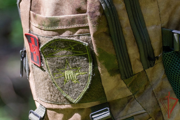 В Нижнем Тагиле спецназовец остановил пьяного водителя, подставив под удар свой автомобиль (ВИДЕО)) В Нижнем Тагиле спецназовец остановил пьяного водителя, подставив под удар свой автомобиль (ВИДЕО))