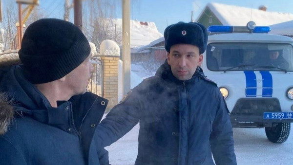 В Нижнем Тагиле задержали пьяного мужчину, который устроил стрельбу во дворе жилого дома 