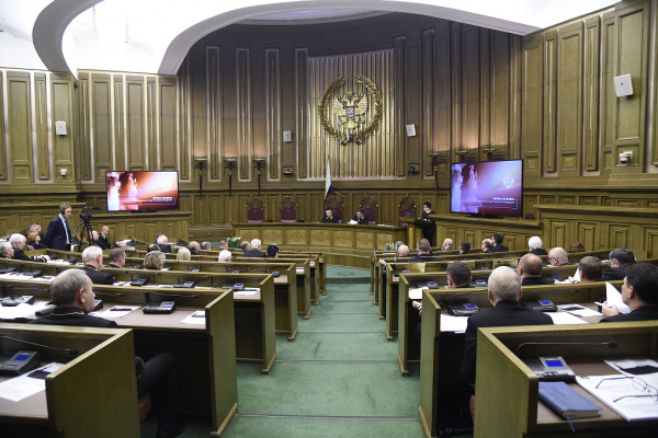 «“Я” бывают разные». Верховный суд запретил устанавливать личность автомобилиста по фотографии из базы данных и вернул права водителю, у которого их забрали якобы за пьяную езду