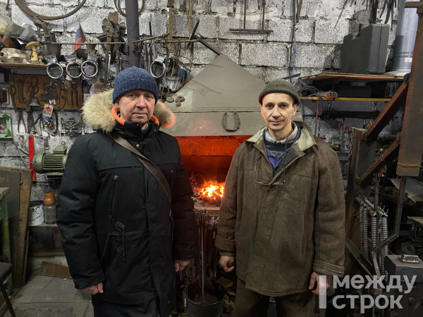 Молот «Дуся» или Как работу тагильских кузнецов поставили перед замком Пьера Кардена и причём здесь маркиз де Сад (ВИДЕО)