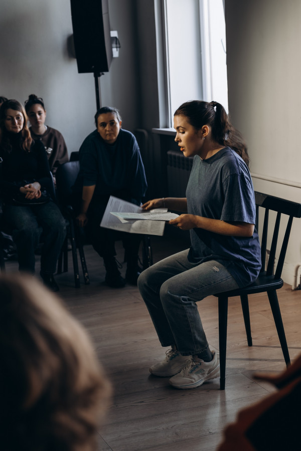 «Два дня зал плакал и смеялся». Драматургическая лаборатория «Температура плавления» завершилась читками мини-пьес, написанных тагильчанами