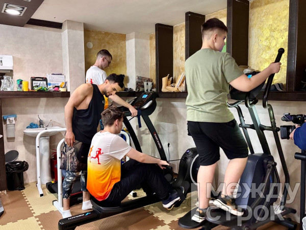 «Тренируем физическую выносливость и психологическую устойчивость». В Нижнем Тагиле началась подготовка подопечных благотворительного фонда «Живи, малыш» к забегу «Дай пять!»