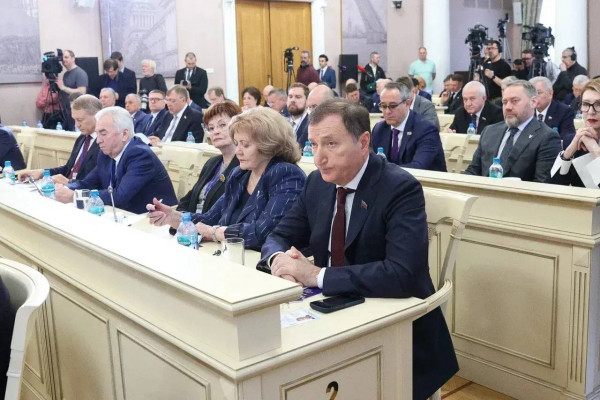 Председатель Заксобрания Свердловской области Людмила Бабушкина приняла участие в мероприятиях Совета законодателей РФ при Федеральном Собрании Российской Федерации