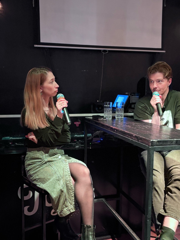 Никакого монтажа, только живой разговор. Культуртрегер Екатерина Аляутдинова запустила в Нижнем Тагиле новый формат умного досуга