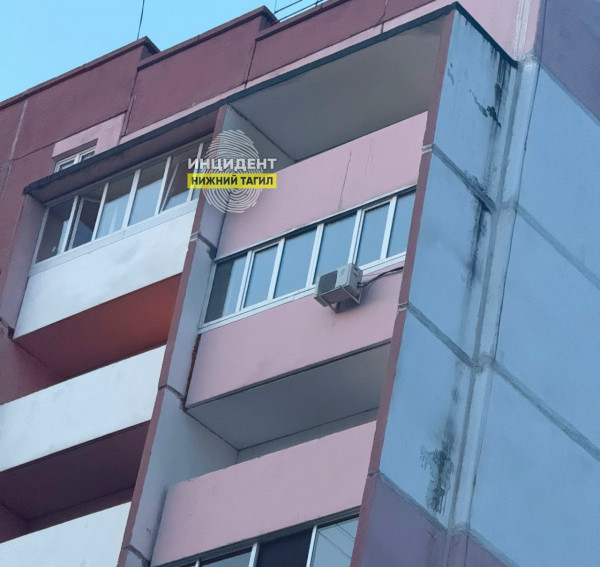 В Нижнем Тагиле женщина выпала с балкона 10-го этажа и разбилась насмерть в день своего рождения