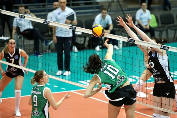 ВК «Уралочка-НТМК» в этом сезоне не будет играть домашние матчи в Нижнем Тагиле ВК «Уралочка-НТМК» в этом сезоне не будет играть домашние матчи в Нижнем Тагиле