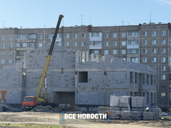 Культурно-образовательный центр на Гальянке снова не укладывается в сроки. Подрядчику предъявили претензии на 11 млн рублей