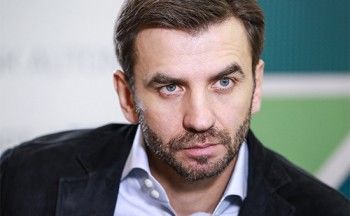 СК возбудил дело о хищении 4 млрд рублей против экс-министра открытого правительства Михаила Абызова