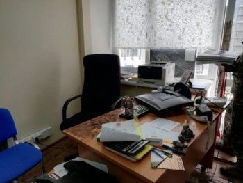 Подозреваемый в погроме редакции газеты «Коммерсантъ-Урал» в Екатеринбурге отпущен под подписку