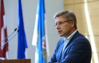 Мэра Риги Нила Ушакова отстранили от должности