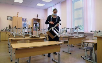 Власти Хабаровска объявили о досрочном завершении учебного года в школах