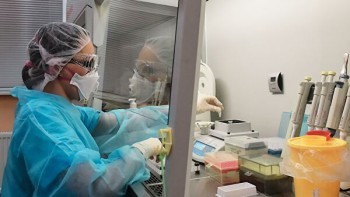 Врачам больницы под Режом начали сокращать зарплаты на фоне борьбы с коронавирусом