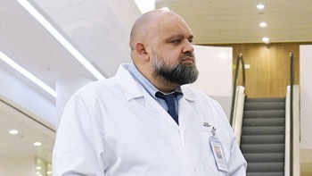 Главврач больницы в Коммунарке Денис Проценко заявил об излечении после заражения коронавирусом