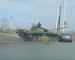 В Нижнем Тагиле танк врезался в легковушку (ВИДЕО)