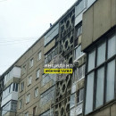 В Нижнем Тагиле с крыши девятиэтажного дома упал мужчина