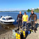 В Нижнем Тагиле водолазы перед купальным сезоном начали очищать дно водоёмов от мусора В Нижнем Тагиле водолазы перед купальным сезоном начали очищать дно водоёмов от мусора
