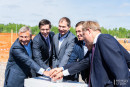 Куйвашев вместе с руководством ЕВРАЗа дал старт строительству завода по производству колёс в «Титановой долине» Куйвашев вместе с руководством ЕВРАЗа дал старт строительству завода по производству колёс в «Титановой долине»