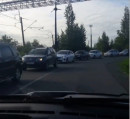 В Свердловской железной дороге ответили на жалобы автовладельцев по поводу пробки на Руднике им. III Интернационала