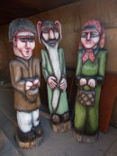 В уральской колонии заключённые создали мрачных деревянных друзей нововоронежской Алёнки