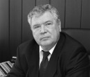 Прощание с бывшим директором «Уралвагонзавода» Николаем Малых пройдёт 26 августа Прощание с бывшим директором «Уралвагонзавода» Николаем Малых пройдёт 26 августа