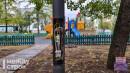 В Нижнем Тагиле родители жалуются на оголённые провода фонарей на детской площадке 
